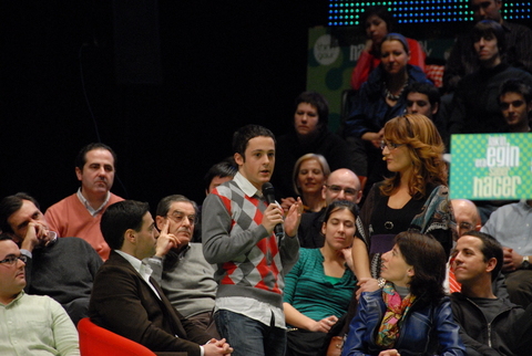 Foto: Eric Rios habl� sobre los colectivos GLBT 